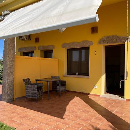 Agriturismo Campesi Casale Tra Le Vigne อาเญ็นตู ภายนอก รูปภาพ