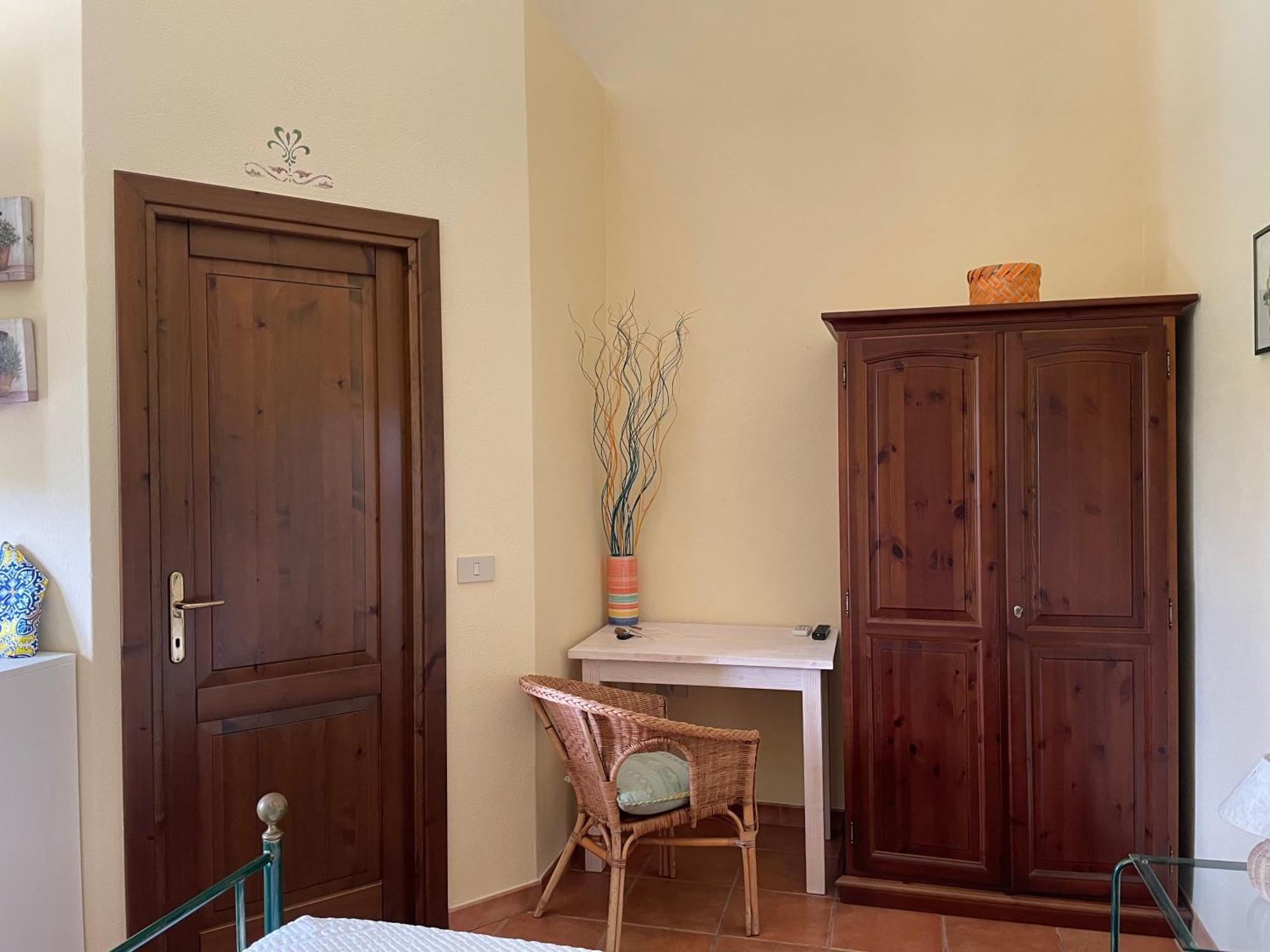 Agriturismo Campesi Casale Tra Le Vigne อาเญ็นตู ภายนอก รูปภาพ