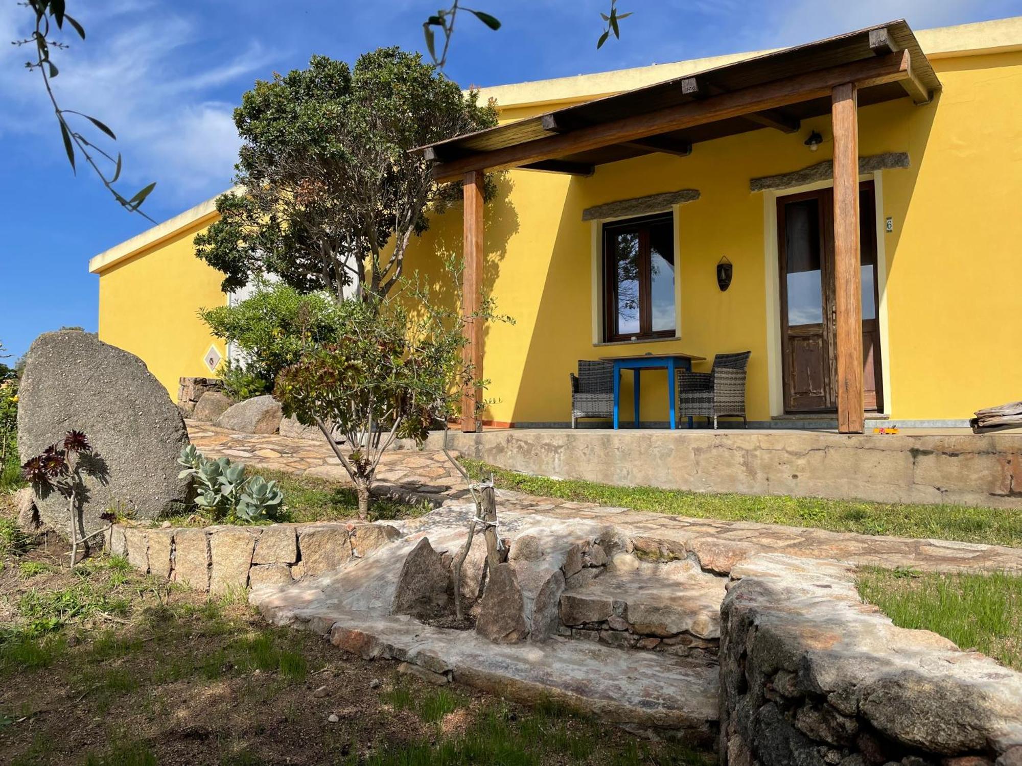 Agriturismo Campesi Casale Tra Le Vigne อาเญ็นตู ภายนอก รูปภาพ